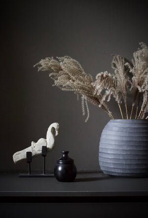 
                  
                    organic vase, smoke
                  
                